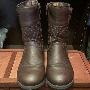 Carter’s brown boots size 10